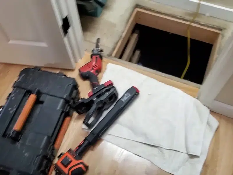 Drain cleaning equipment and line access point for sewer line repair in Stanton